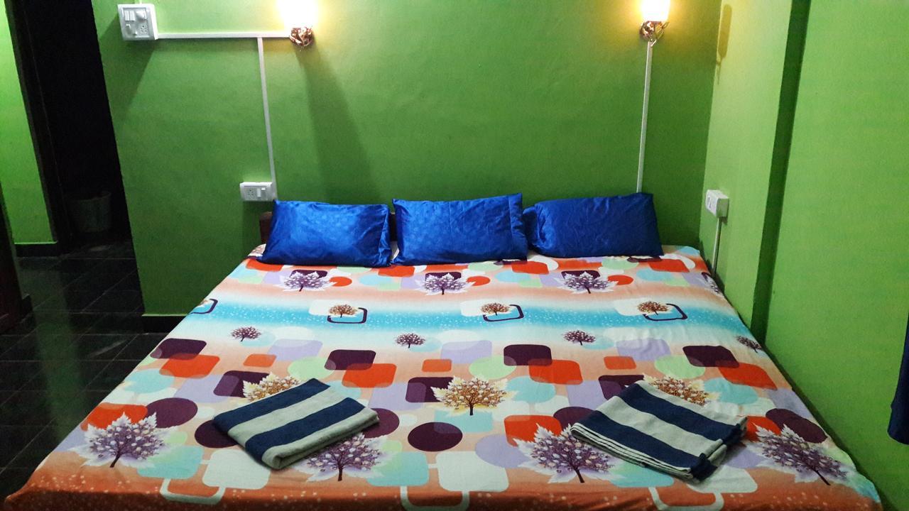 Savitri Guest House Arambol Buitenkant foto