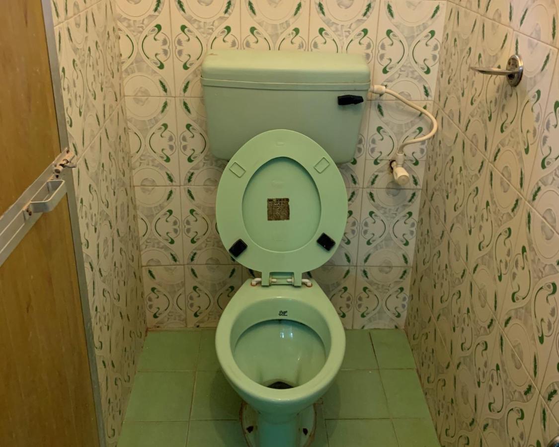 Savitri Guest House Arambol Buitenkant foto